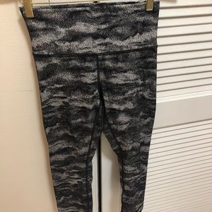Lulu lemon cropped pants!
